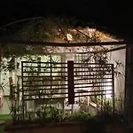 Lägenhet Secret Garden - Chez Gilles Et Tra Maison D Climatisee Type T2 Tres Cosy , Dans Cadre Agreable Et Zen