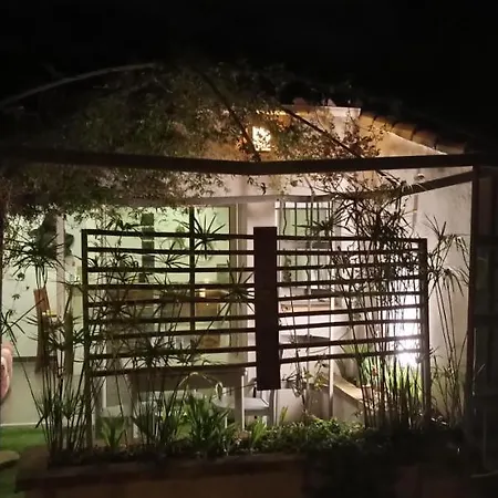 公寓 Secret Garden - Chez Gilles Et Tra Maison D Climatisee Type T2 Tres Cosy , Dans Cadre Agreable Et Zen