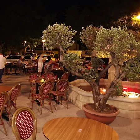 Apartman Secret Garden - Chez Gilles Et Tra - Maison D -t2 Super Mignon, Neuf Et Independant , Dans Cadre Agreable Et Zen Valergues
